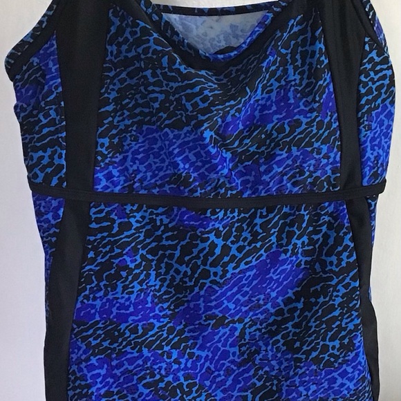 Women’s Swimdress with Tummy Control - Picture 1 of 8